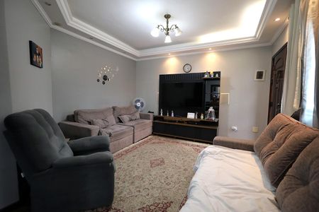 Casa à venda com 278m², 4 quartos e 6 vagas Casa à venda com 278m², 4 quartos e 6 vagasSala