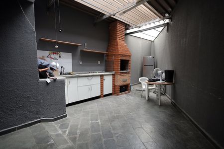 Casa à venda com 278m², 4 quartos e 6 vagas Casa à venda com 278m², 4 quartos e 6 vagasChurrasqueira