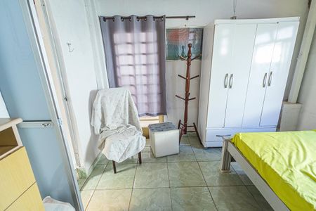 Casa à venda com 250m², 4 quartos e 2 vagas Casa à venda com 250m², 4 quartos e 2 vagasSuíte 2