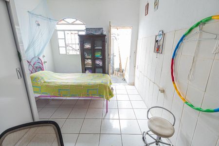 Casa à venda com 250m², 4 quartos e 2 vagas Casa à venda com 250m², 4 quartos e 2 vagasQuarto 1