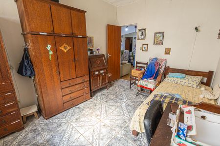 Casa à venda com 250m², 4 quartos e 2 vagas Casa à venda com 250m², 4 quartos e 2 vagasSuíte