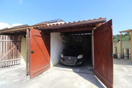 Casa de condomínio à venda com 50m², 2 quartos e 1 vagaGaragem