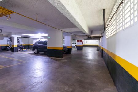 Apartamento para alugar com 115m², 3 quartos e 1 vaga Apartamento para alugar com 115m², 3 quartos e 1 vagaGaragem