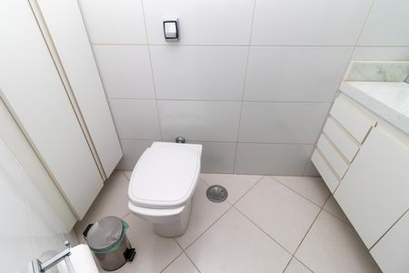Apartamento para alugar com 115m², 3 quartos e 1 vaga Apartamento para alugar com 115m², 3 quartos e 1 vagaBanheiro da Suíte