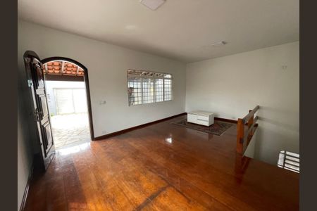 Sala de casa para alugar com 4 quartos, 406m² em Parque Rincao, Cotia