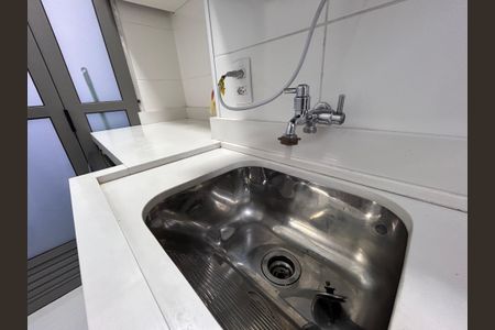 Apartamento à venda com 112m², 3 quartos e 2 vagas Apartamento à venda com 112m², 3 quartos e 2 vagasÁrea de Serviço