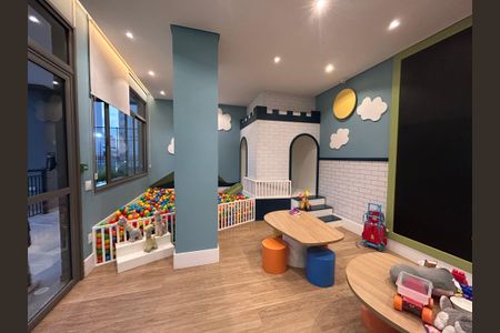 Apartamento à venda com 112m², 3 quartos e 2 vagas Apartamento à venda com 112m², 3 quartos e 2 vagasBrinquedoteca