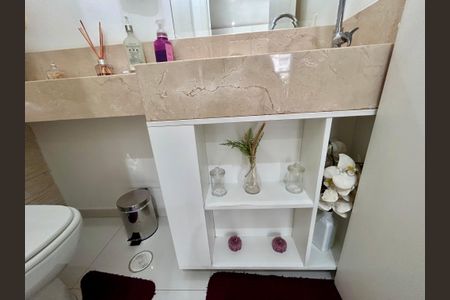 Apartamento à venda com 86m², 2 quartos e 2 vagas Apartamento à venda com 86m², 2 quartos e 2 vagasLavabo