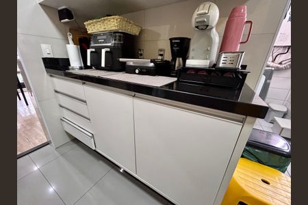 Apartamento à venda com 86m², 2 quartos e 2 vagas Apartamento à venda com 86m², 2 quartos e 2 vagasCozinha