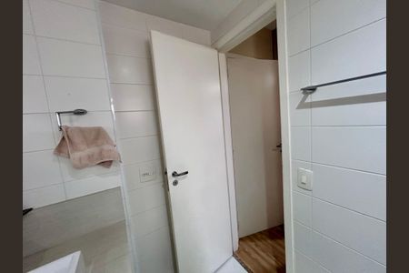 Apartamento à venda com 86m², 2 quartos e 2 vagas Apartamento à venda com 86m², 2 quartos e 2 vagasBanheiro da Suíte 2