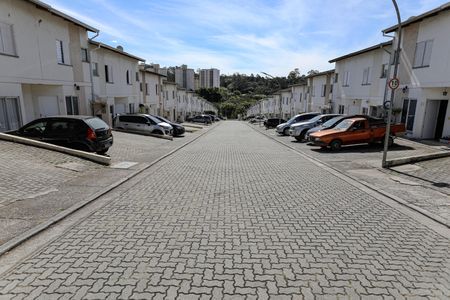 Casa de condomínio para alugar com 132m², 2 quartos e 2 vagas Casa de condomínio para alugar com 132m², 2 quartos e 2 vagasÁrea Comum