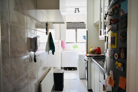 Apartamento à venda com 60m², 2 quartos e 1 vaga Apartamento à venda com 60m², 2 quartos e 1 vagaCozinha