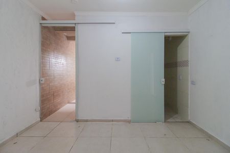 Casa para alugar com 125m², 2 quartos e 2 vagas Casa para alugar com 125m², 2 quartos e 2 vagasSuíte