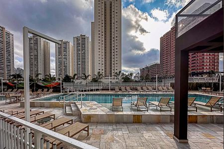 Apartamento à venda com 117m², 3 quartos e 2 vagasÁrea comum - Piscina