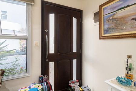 Casa de condomínio à venda com 120m², 3 quartos e 2 vagas Casa de condomínio à venda com 120m², 3 quartos e 2 vagasEntrada