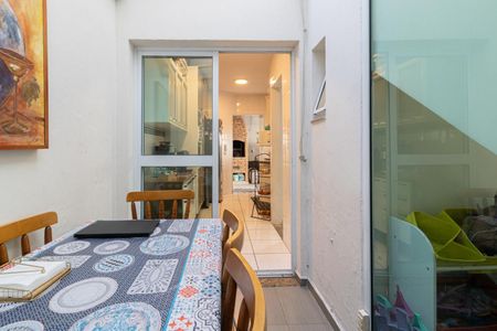 Casa de condomínio à venda com 120m², 3 quartos e 2 vagas Casa de condomínio à venda com 120m², 3 quartos e 2 vagasSala de Jantar