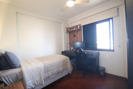 Apartamento à venda com 96m², 3 quartos e 3 vagasQuarto 2