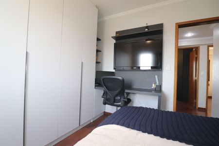 Apartamento à venda com 96m², 3 quartos e 3 vagasQuarto 1