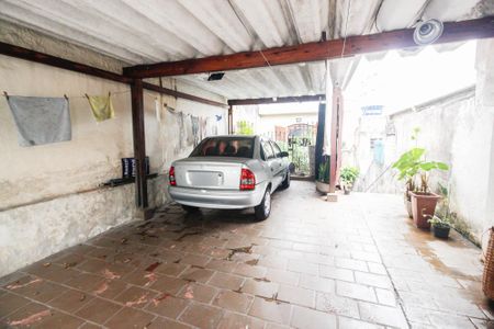 Casa à venda com 200m², 2 quartos e 3 vagas Casa à venda com 200m², 2 quartos e 3 vagasGaragem