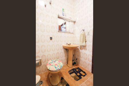 Casa à venda com 200m², 2 quartos e 3 vagas Casa à venda com 200m², 2 quartos e 3 vagasBanheiro 1