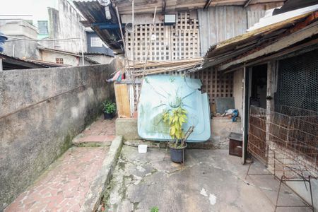 Casa à venda com 200m², 2 quartos e 3 vagas Casa à venda com 200m², 2 quartos e 3 vagasQuintal