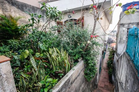 Casa à venda com 200m², 2 quartos e 3 vagas Casa à venda com 200m², 2 quartos e 3 vagasDetalhe