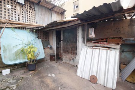 Casa à venda com 200m², 2 quartos e 3 vagas Casa à venda com 200m², 2 quartos e 3 vagasQuintal