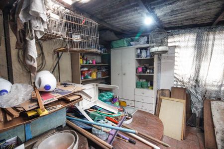 Casa à venda com 200m², 2 quartos e 3 vagas Casa à venda com 200m², 2 quartos e 3 vagasQuarto de serviço