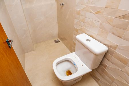 Apartamento à venda com 262m², 4 quartos e 4 vagasBanheiro da Suíte 2