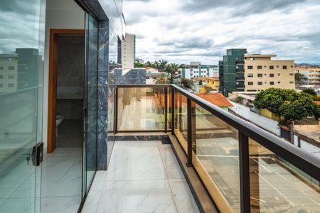 Apartamento à venda com 262m², 4 quartos e 4 vagasSacada