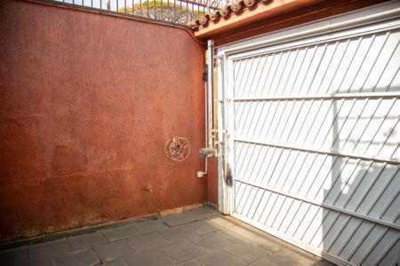 Casa à venda com 260m², 3 quartos e 3 vagas Casa à venda com 260m², 3 quartos e 3 vagasGaragem