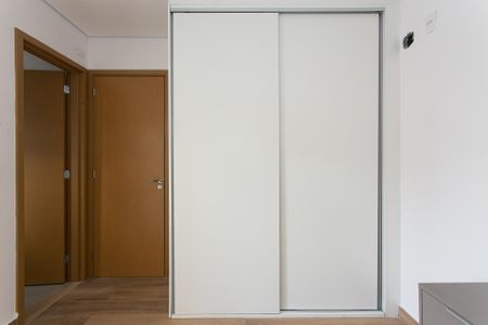 Apartamento à venda com 103m², 2 quartos e 4 vagasSuíte 2