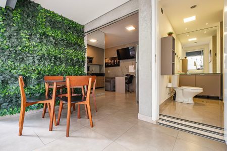 Sala/Cozinha de apartamento para alugar com 2 quartos, 70m² em Pinheiros, São Paulo