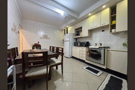 Casa à venda com 145m², 3 quartos e 2 vagas Casa à venda com 145m², 3 quartos e 2 vagasFoto 07