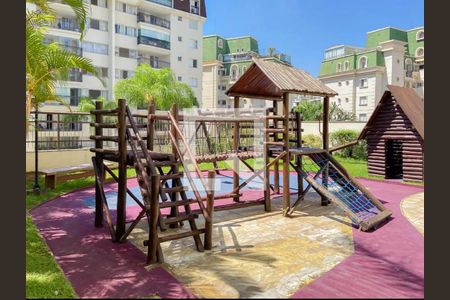 Apartamento à venda com 120m², 3 quartos e 3 vagas Apartamento à venda com 120m², 3 quartos e 3 vagasÁrea comum - Playground
