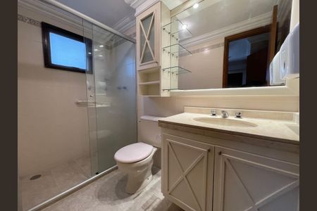 Apartamento à venda com 120m², 3 quartos e 3 vagas Apartamento à venda com 120m², 3 quartos e 3 vagasBanheiro da Suíte 3