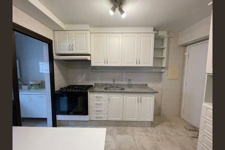 Apartamento à venda com 120m², 3 quartos e 3 vagas Apartamento à venda com 120m², 3 quartos e 3 vagasCozinha
