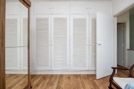 Casa à venda com 135m², 2 quartos e 2 vagas Casa à venda com 135m², 2 quartos e 2 vagasQuarto 2