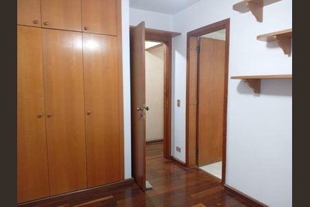 Apartamento à venda com 200m², 3 quartos e 3 vagas Apartamento à venda com 200m², 3 quartos e 3 vagasFoto 22