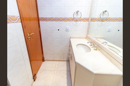 Apartamento para alugar com 145m², 3 quartos e 3 vagas Apartamento para alugar com 145m², 3 quartos e 3 vagasBanheiro da Suíte 3