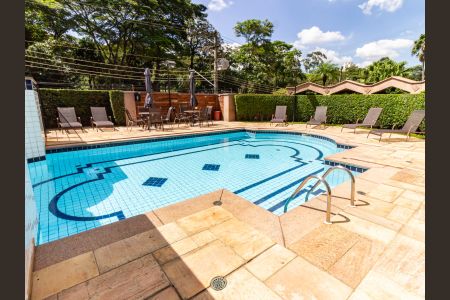 Apartamento para alugar com 145m², 3 quartos e 3 vagas Apartamento para alugar com 145m², 3 quartos e 3 vagasÁrea comum - Piscina