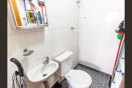 Apartamento para alugar com 145m², 3 quartos e 3 vagas Apartamento para alugar com 145m², 3 quartos e 3 vagasBanheiro de serviço