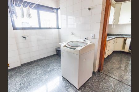 Apartamento para alugar com 145m², 3 quartos e 3 vagas Apartamento para alugar com 145m², 3 quartos e 3 vagasÁrea de Serviço