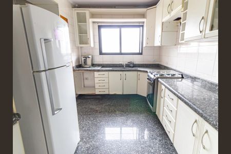 Apartamento para alugar com 145m², 3 quartos e 3 vagas Apartamento para alugar com 145m², 3 quartos e 3 vagasCozinha