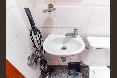 Apartamento para alugar com 145m², 3 quartos e 3 vagas Apartamento para alugar com 145m², 3 quartos e 3 vagasBanheiro de serviço