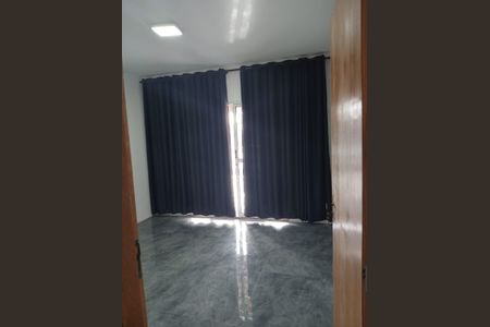Casa à venda com 200m², 2 quartos e 2 vagas