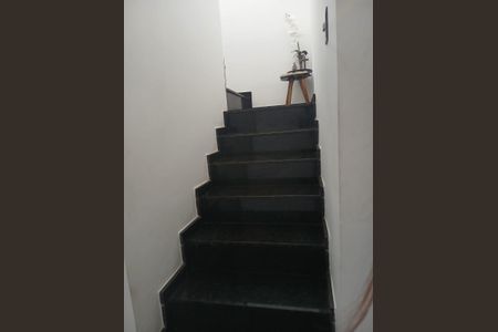 Casa à venda com 200m², 2 quartos e 2 vagas