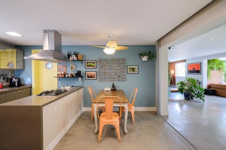 Apartamento à venda com 213m², 3 quartos e 4 vagasSala de Jantar