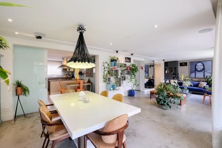 Apartamento à venda com 213m², 3 quartos e 4 vagasSala de Jantar