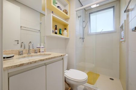 Apartamento à venda com 213m², 3 quartos e 4 vagasBanheiro